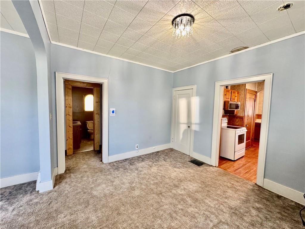 615 West 2nd Street — photo 4