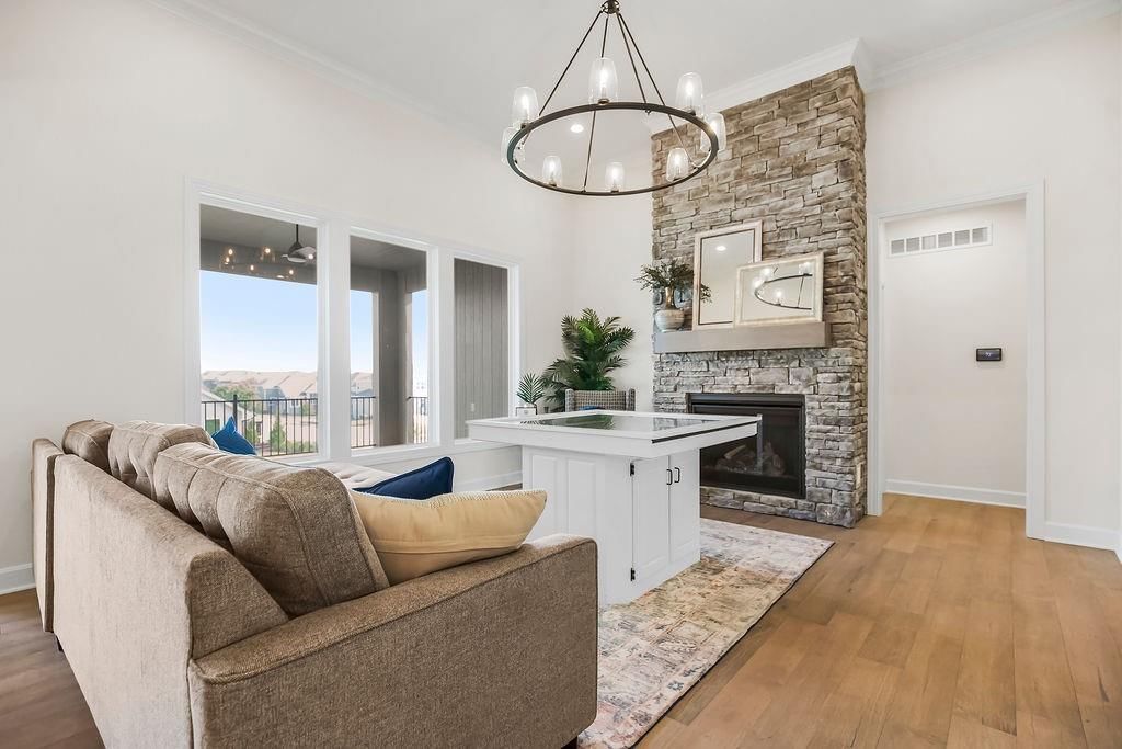 4102 W 158TH Terrace — photo 8