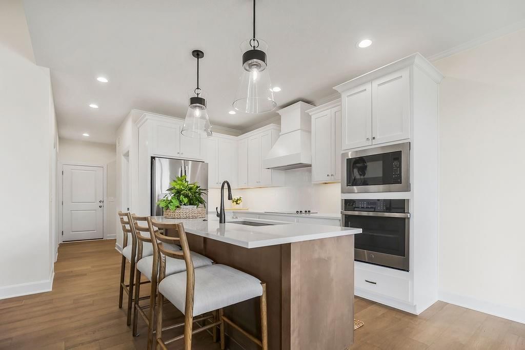 4102 W 158TH Terrace — photo 9