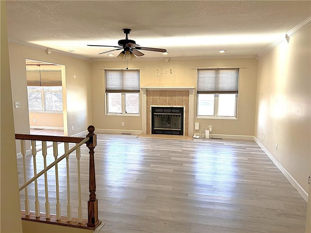 635 NE 36TH Street — photo 3