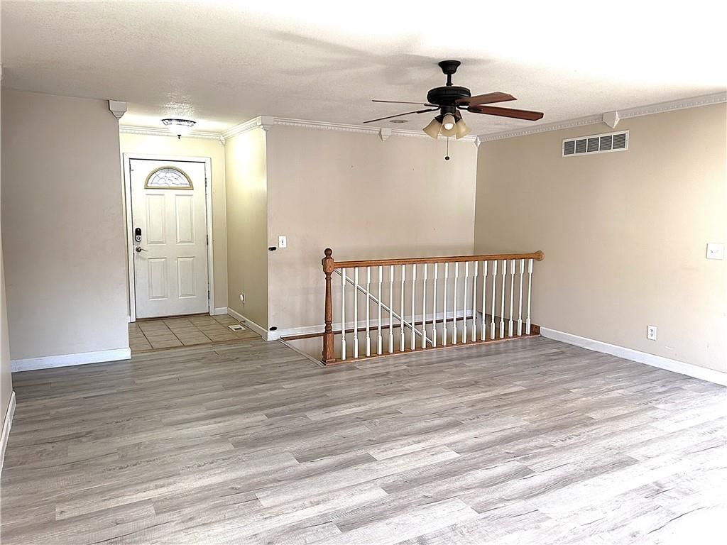 635 NE 36TH Street — photo 4