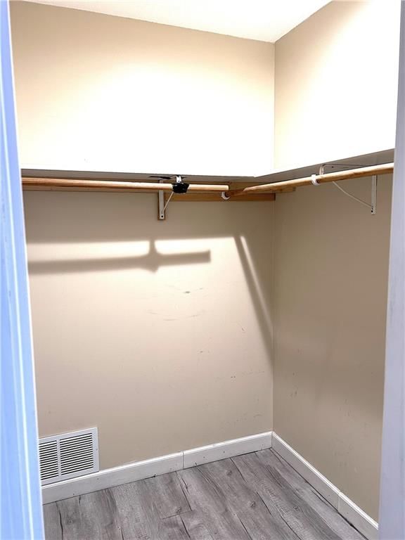 635 NE 36TH Street — photo 10