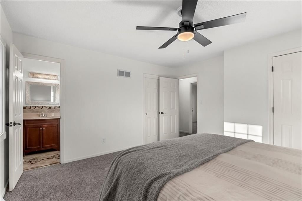 6215 Troup Avenue — photo 19