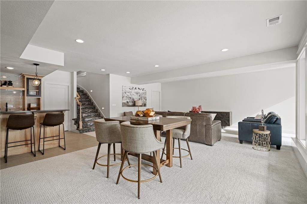 701 Hampstead Drive — photo 43
