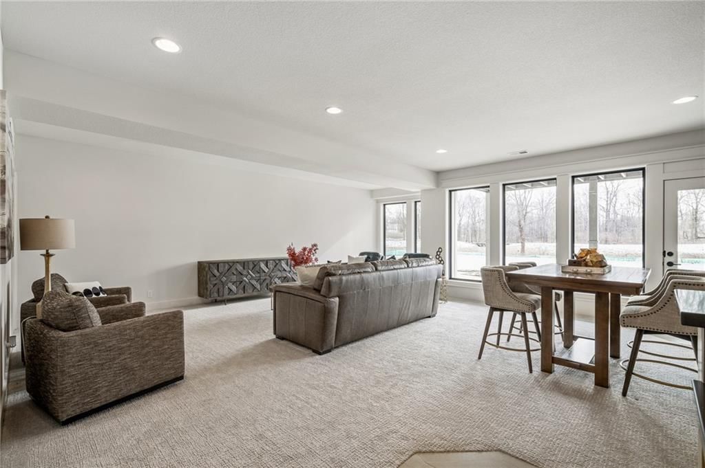 701 Hampstead Drive — photo 44