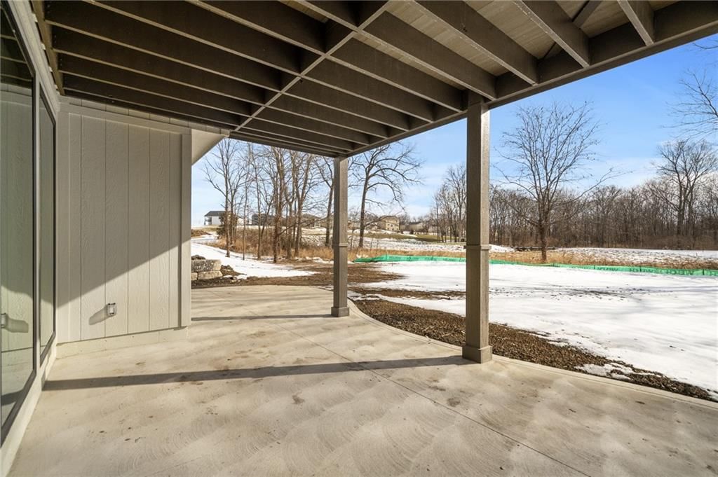701 Hampstead Drive — photo 56