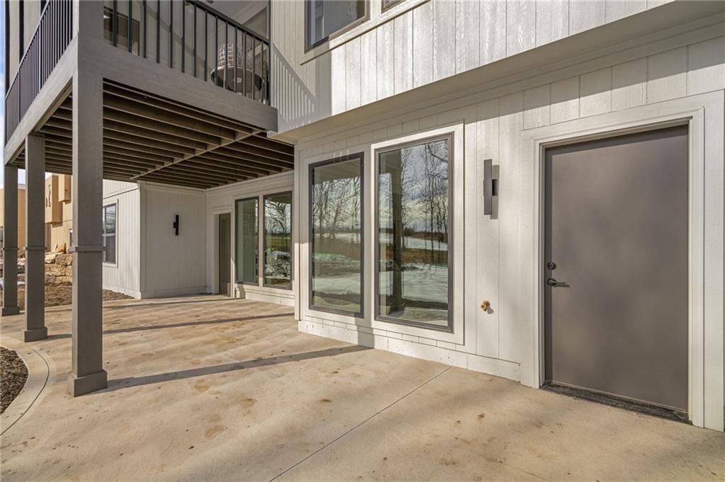701 Hampstead Drive — photo 57