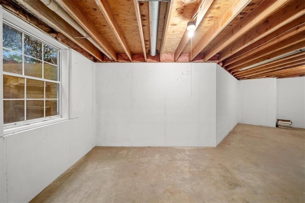 15005 Mission Road — photo 38