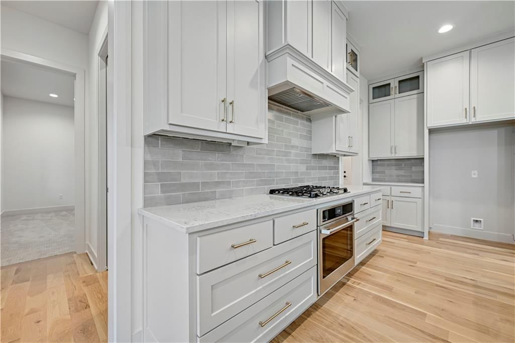 17021 King Street — photo 16