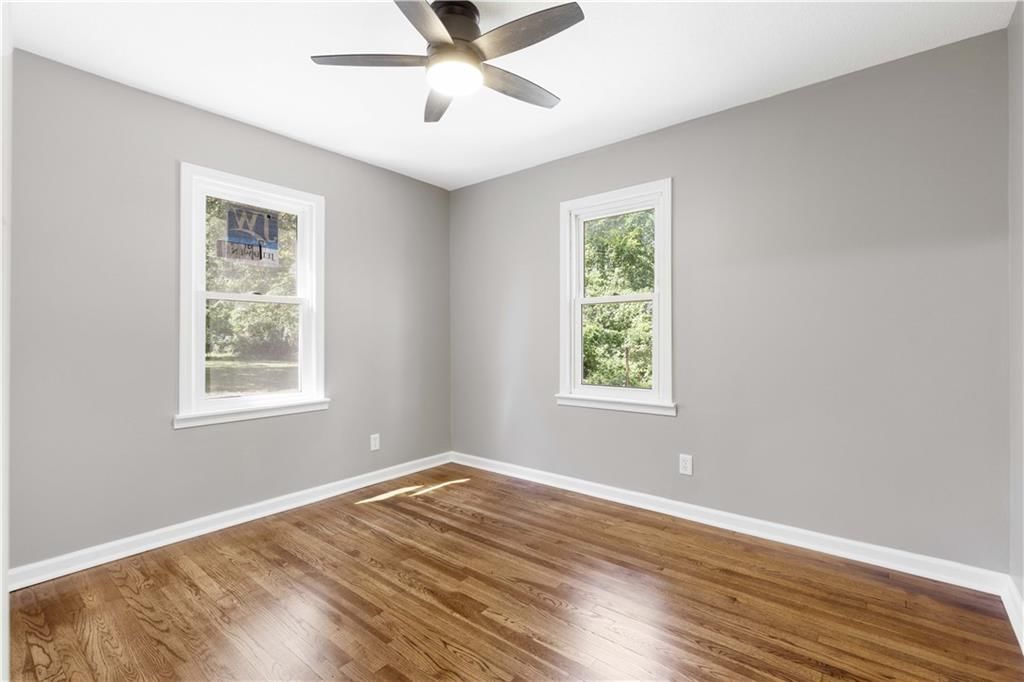 4110 Waverly Avenue — photo 9