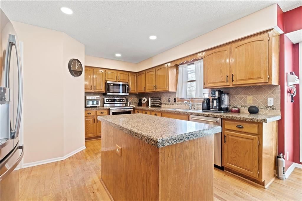 6717 W 157th Street — photo 11