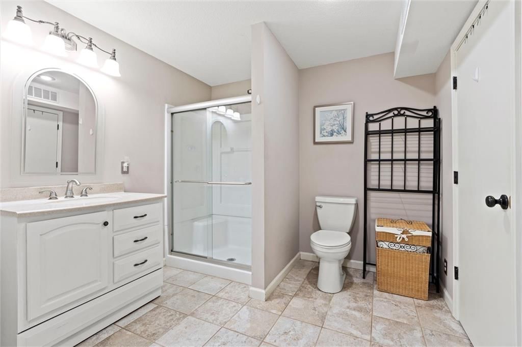 6717 W 157th Street — photo 36