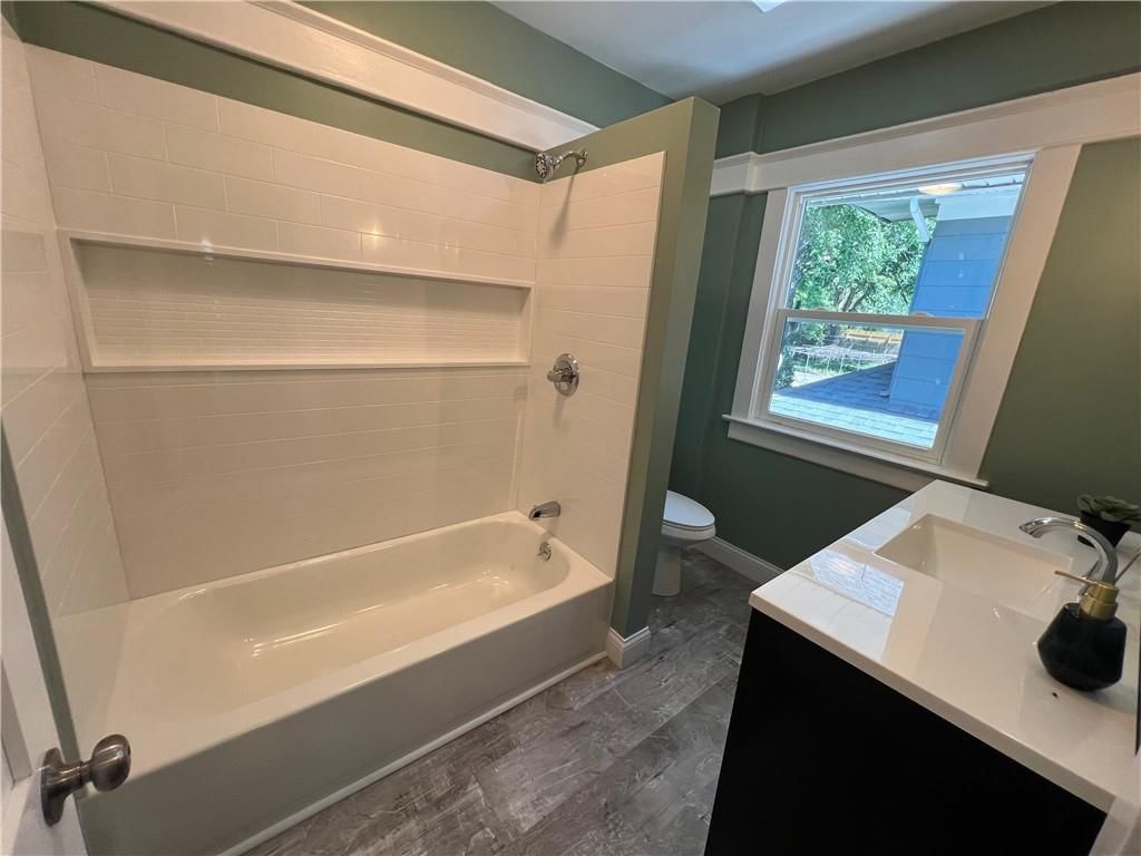 328 Elmwood Avenue — photo 19