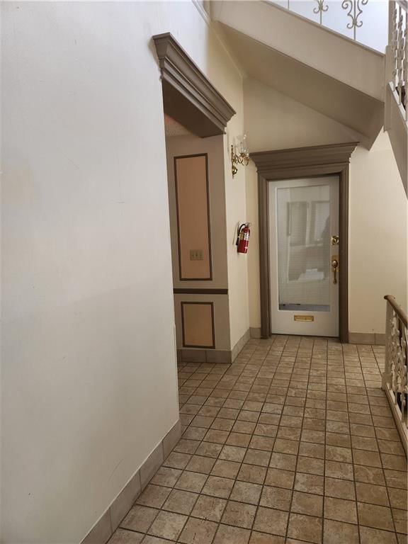 7530 Troost Avenue — photo 3