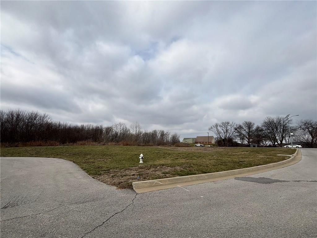 3200 Pear Street — photo 3