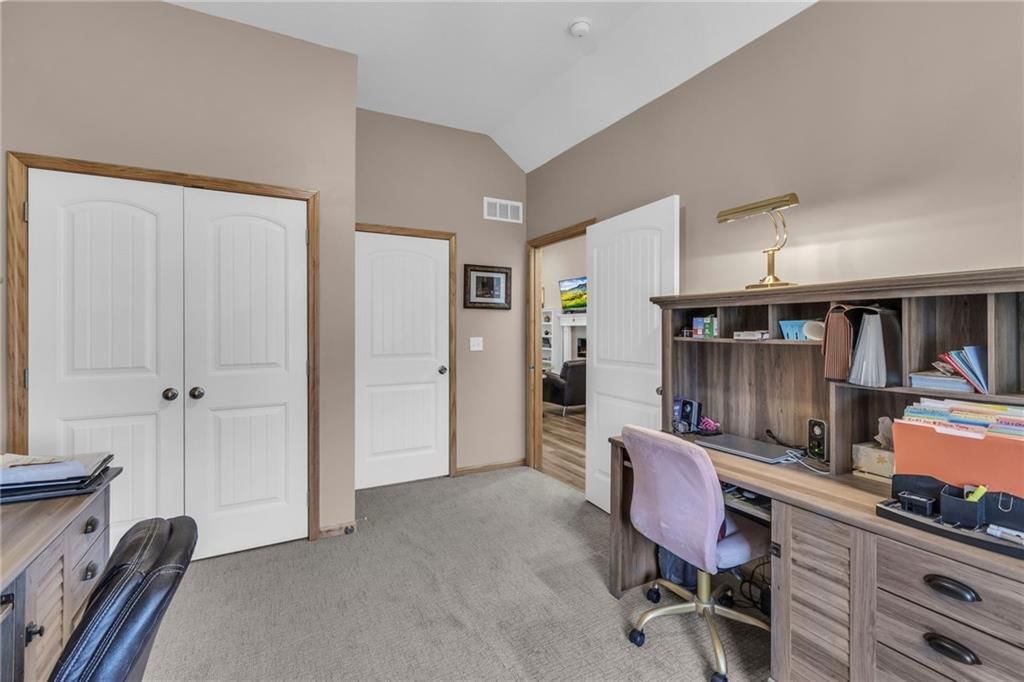 6940 N Denver Avenue — photo 24
