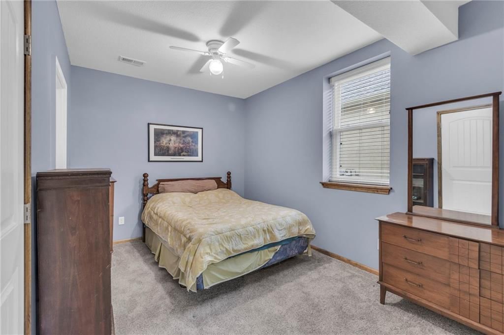 6940 N Denver Avenue — photo 27