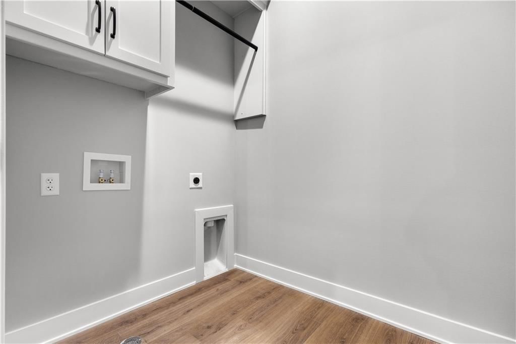 1149 SW Whitby Drive — photo 7