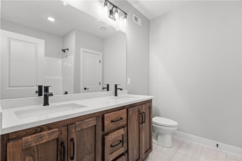 1149 SW Whitby Drive — photo 26