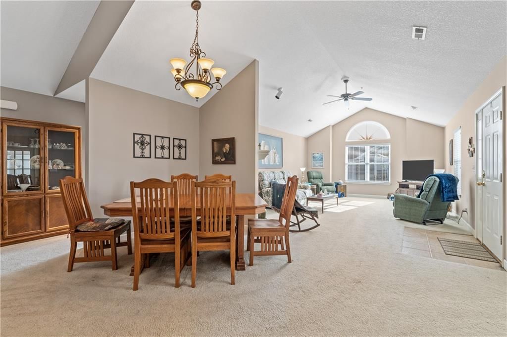 7107 Meadowsweet Lane — photo 6
