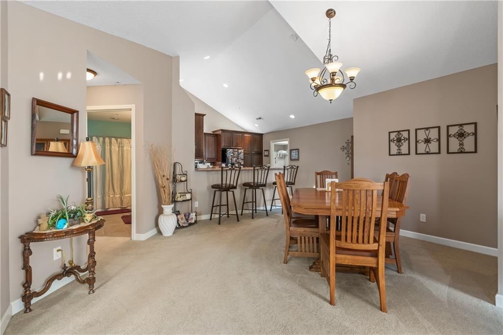 7107 Meadowsweet Lane — photo 10