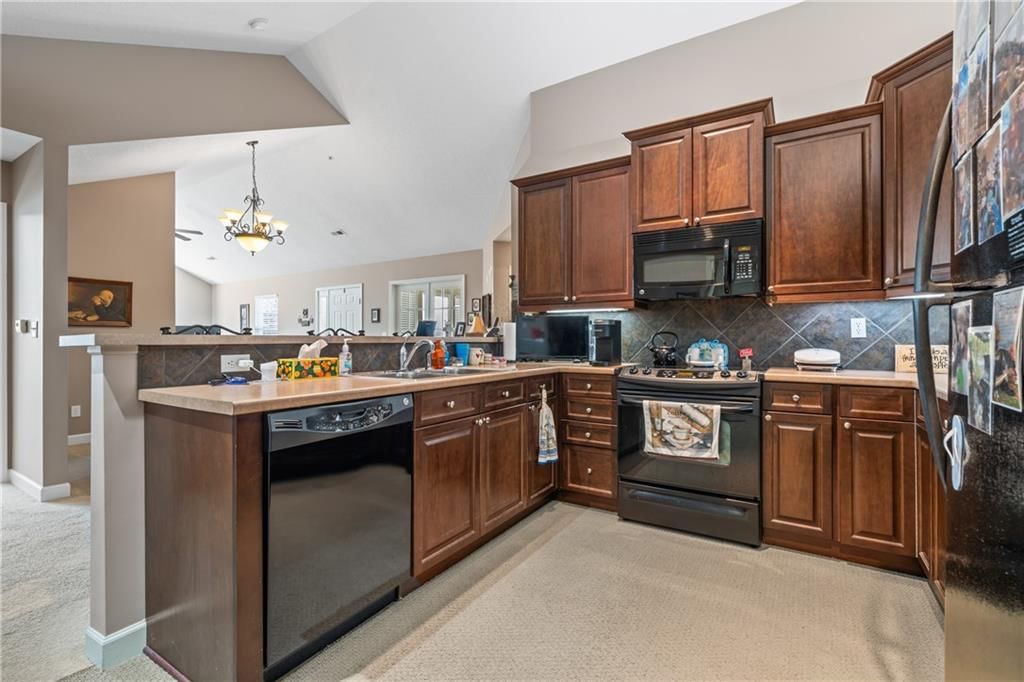 7107 Meadowsweet Lane — photo 18