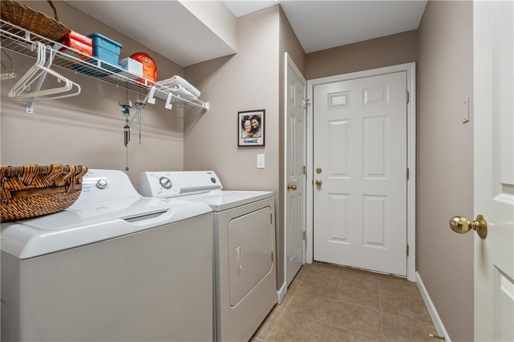 7107 Meadowsweet Lane — photo 28