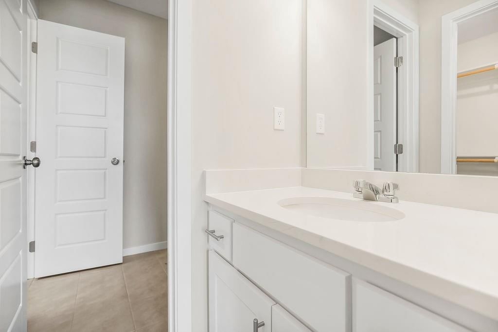 17165 W 164th Terrace — photo 32