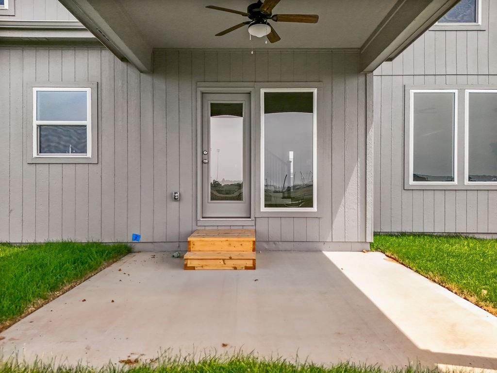 17165 W 164th Terrace — photo 38