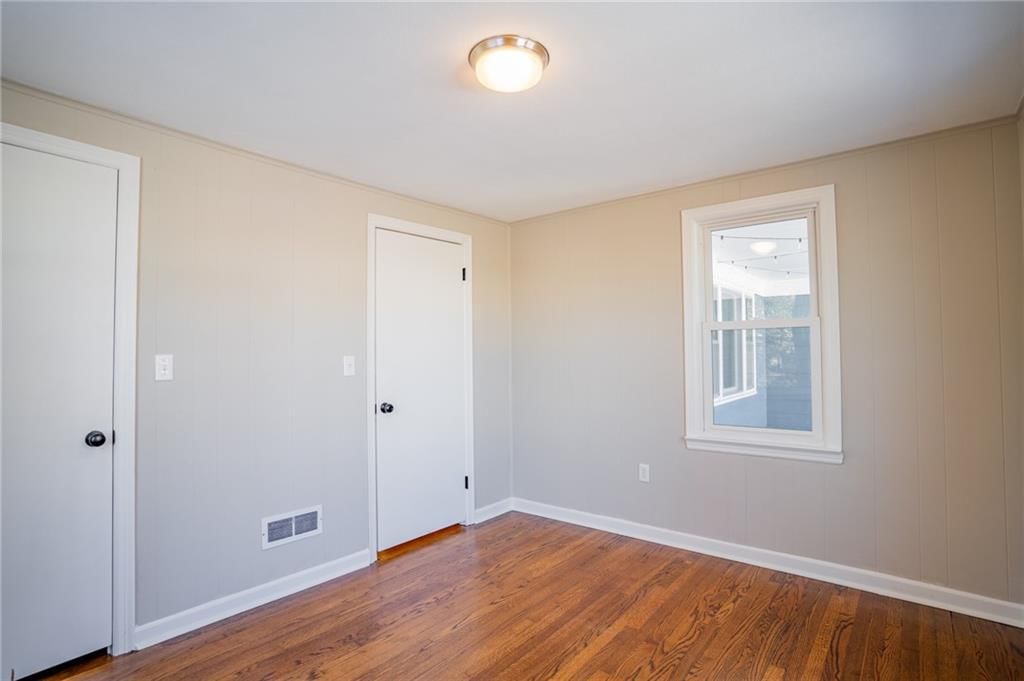 2507 NE Pence Avenue — photo 10