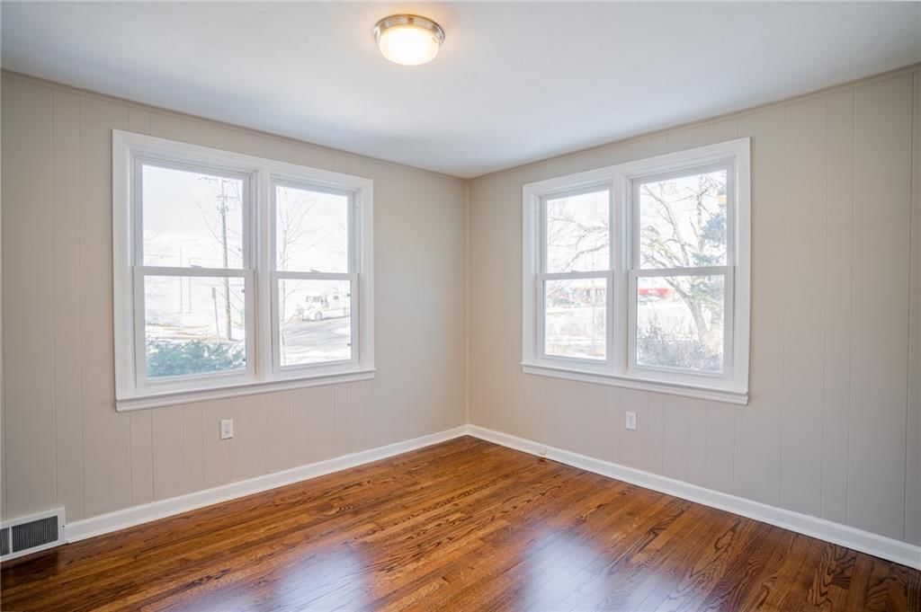 2507 NE Pence Avenue — photo 11