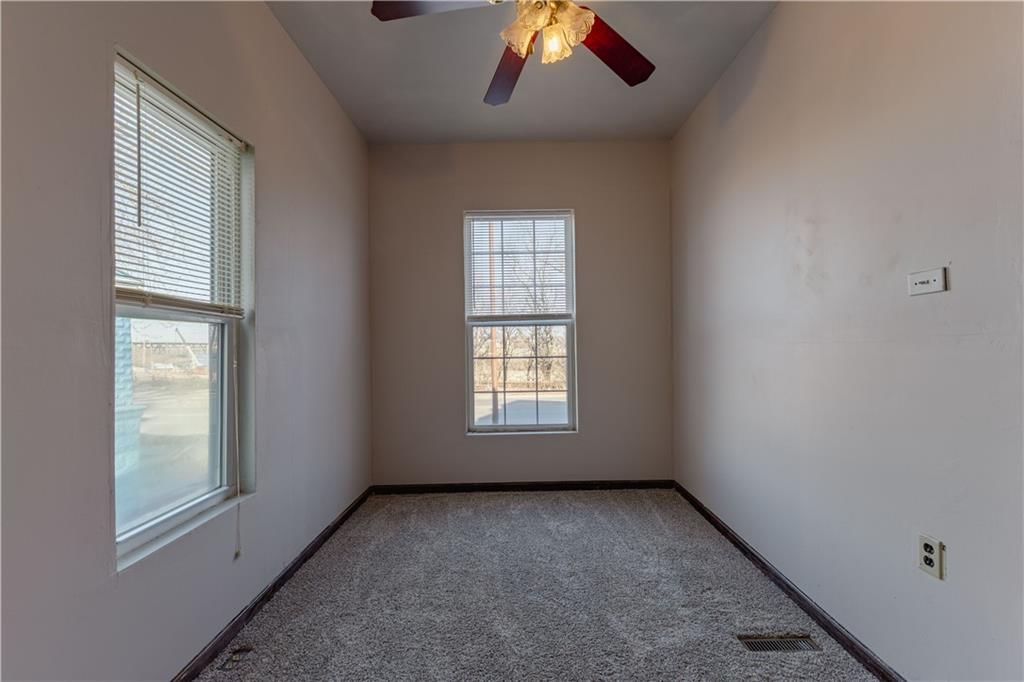1505 Metropolitan Avenue — photo 5