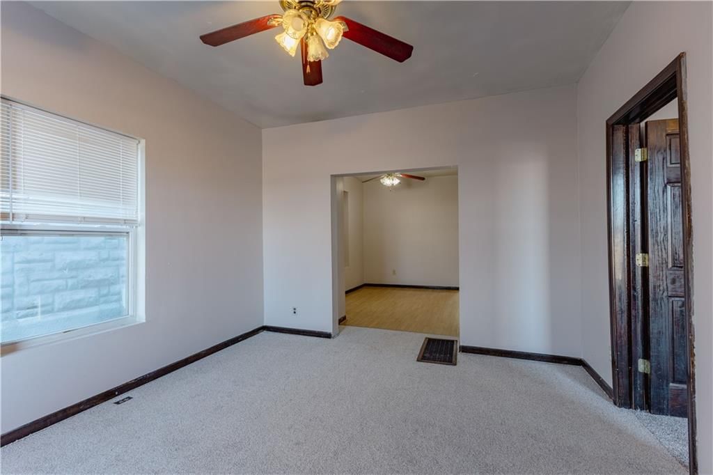 1505 Metropolitan Avenue — photo 7