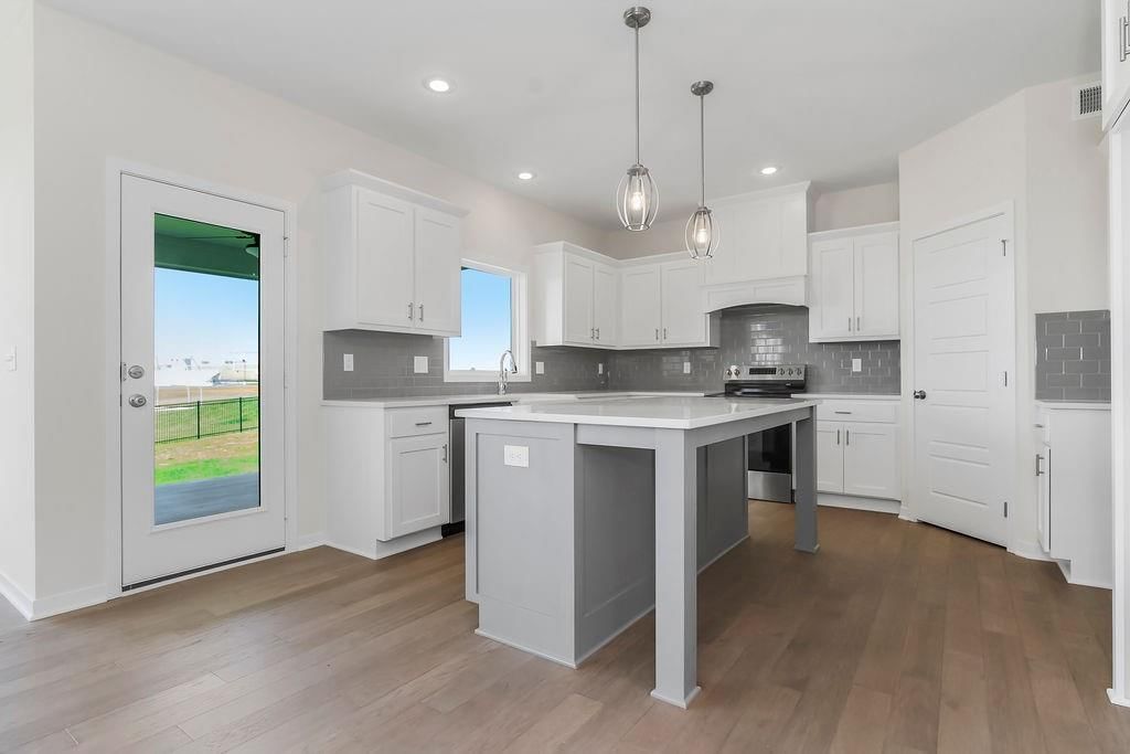 17157 W 164 Terrace — photo 10