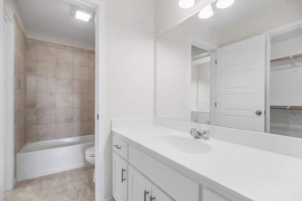 17157 W 164 Terrace — photo 31