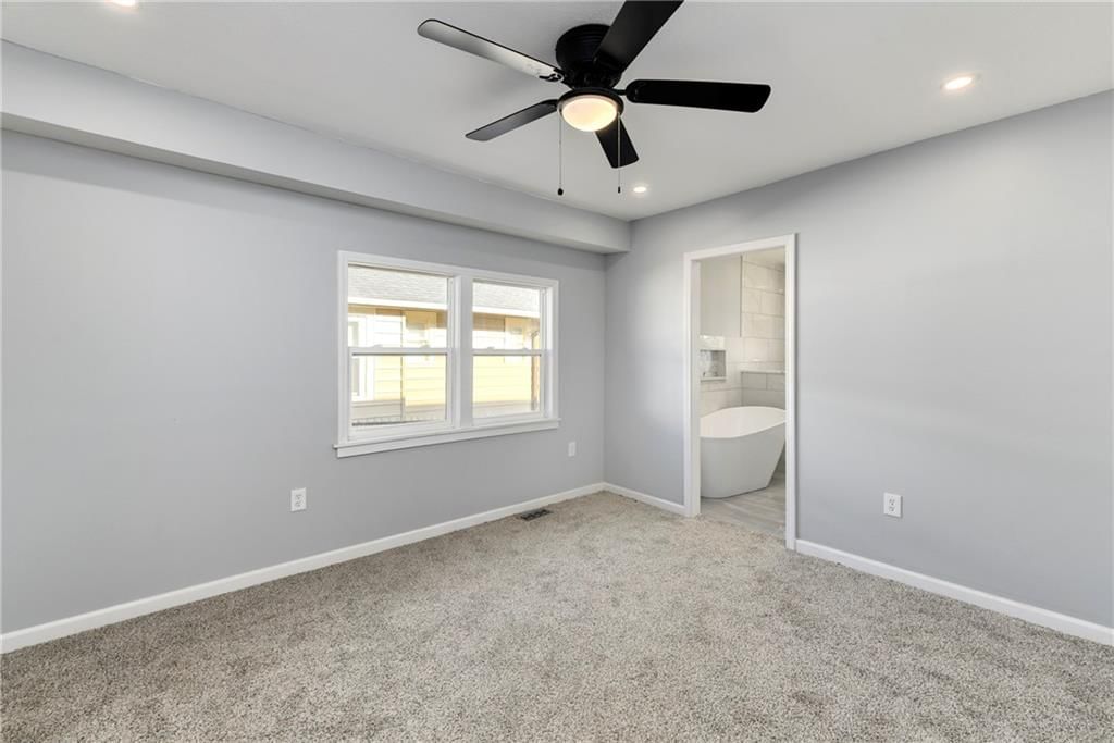 3914 Norton Avenue — photo 18