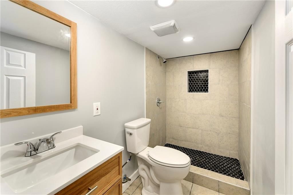 3914 Norton Avenue — photo 28