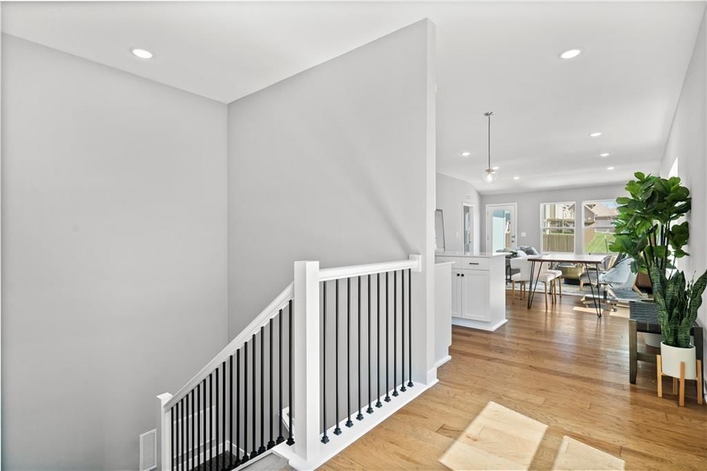8729 SW Brickell Drive — photo 4