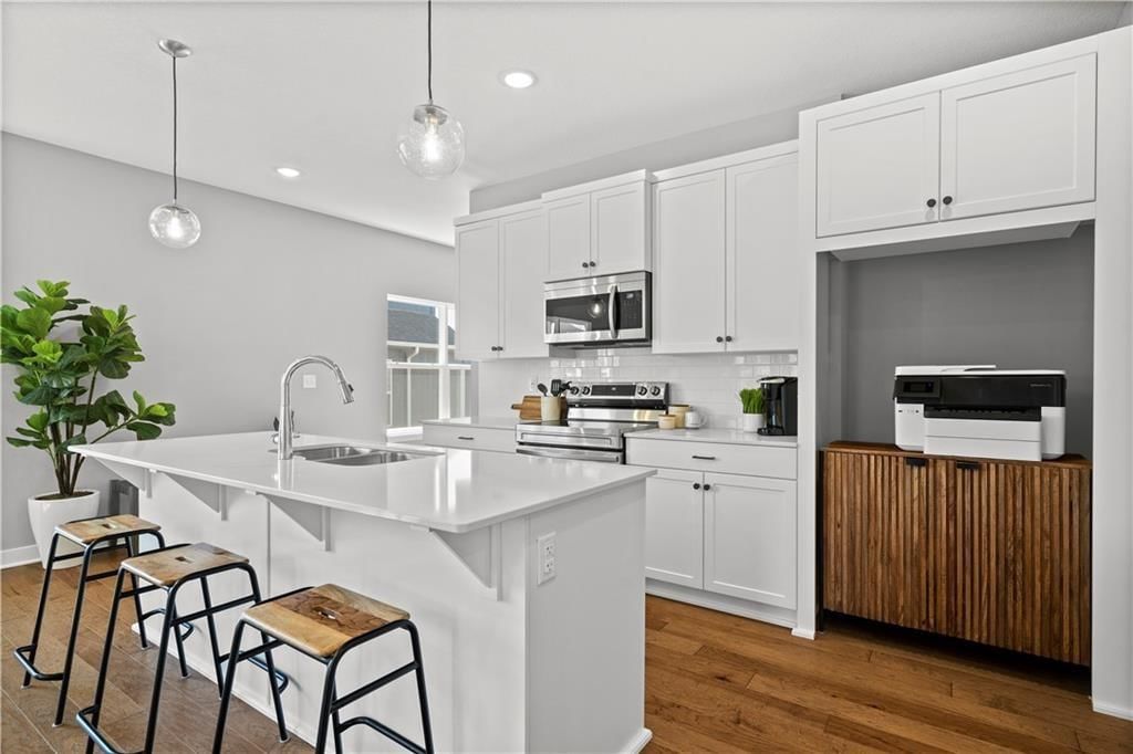 8729 SW Brickell Drive — photo 8