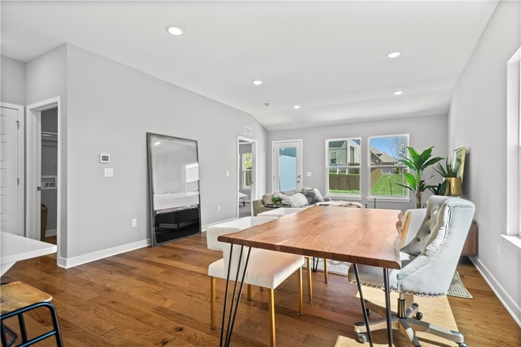 8729 SW Brickell Drive — photo 12