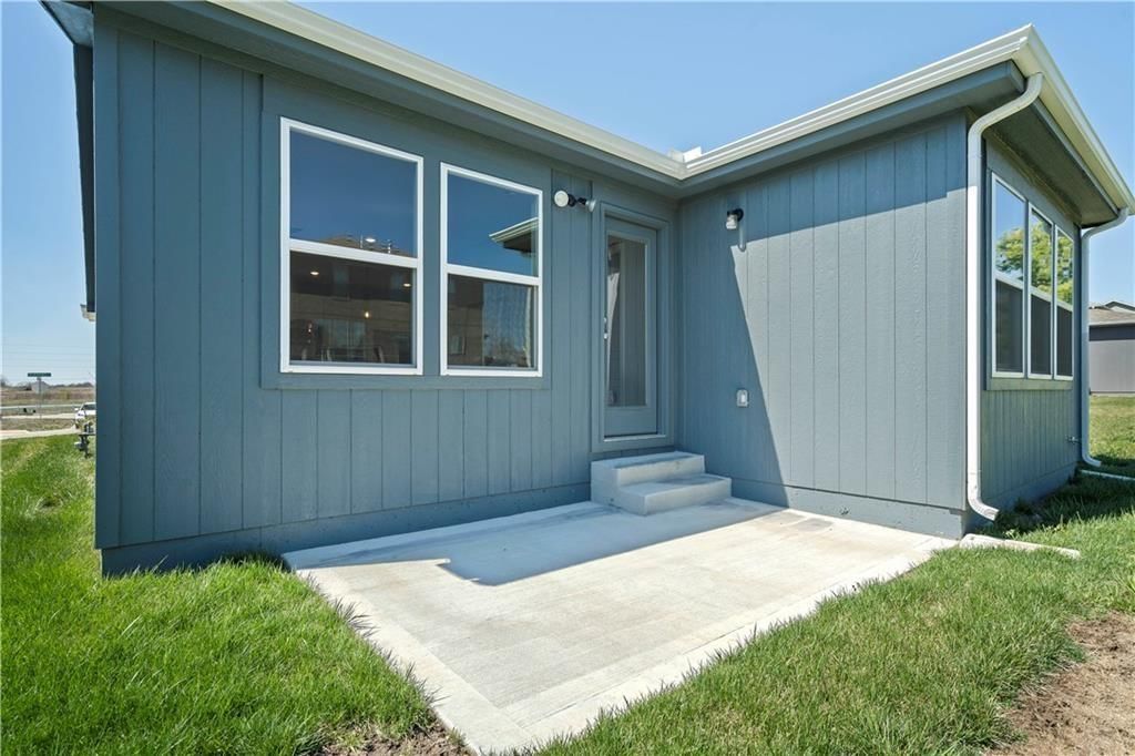 8729 SW Brickell Drive — photo 28