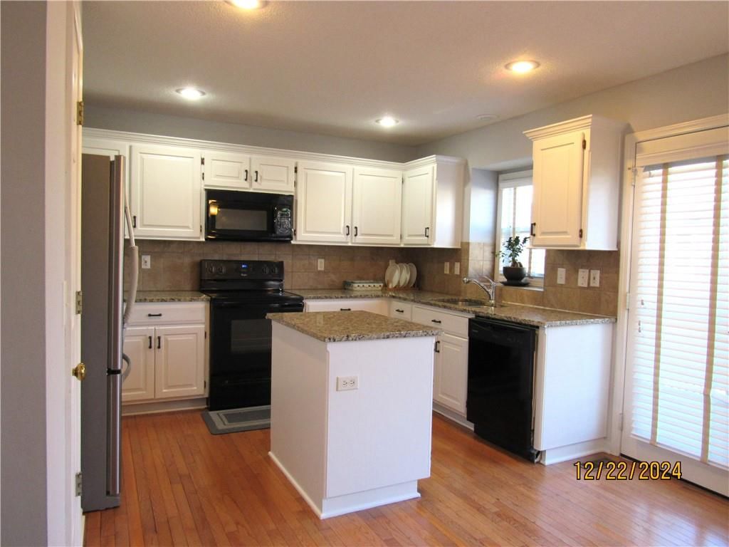 14574 W 139th Street — photo 9