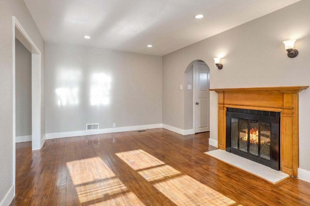 3640 N Grand Avenue — photo 7