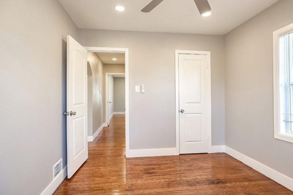 3640 N Grand Avenue — photo 18