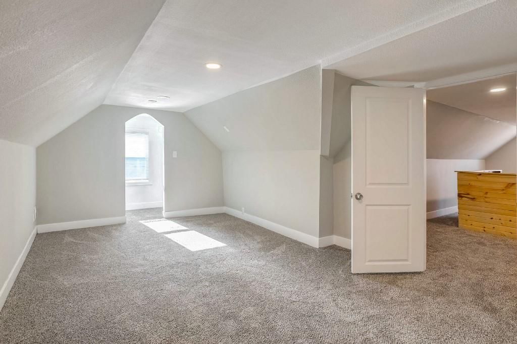 3640 N Grand Avenue — photo 25