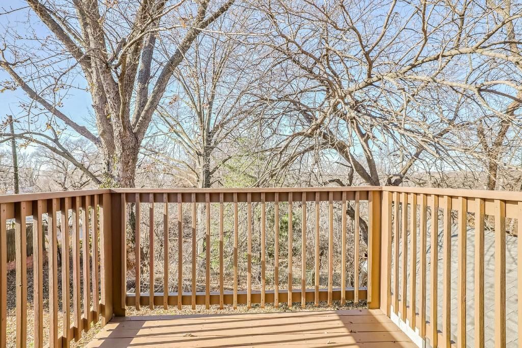 3640 N Grand Avenue — photo 30