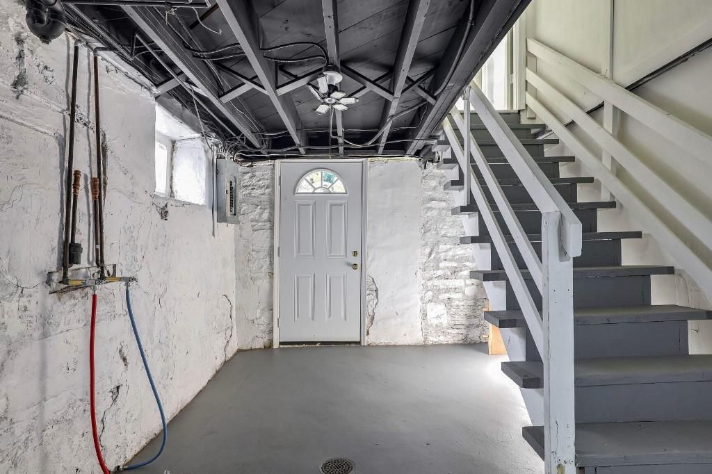 3640 N Grand Avenue — photo 31