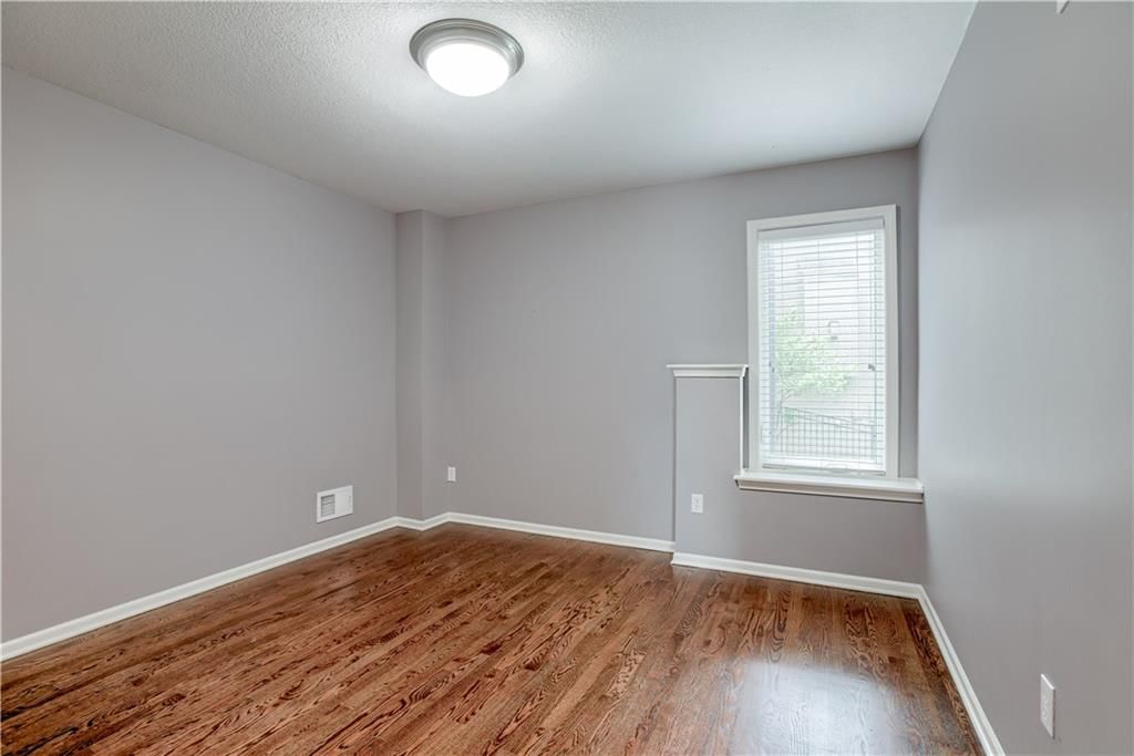 6764 Longview Road — photo 31