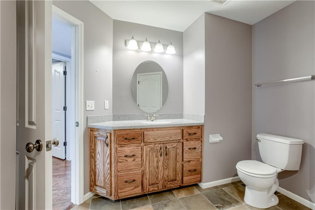 6764 Longview Road — photo 34