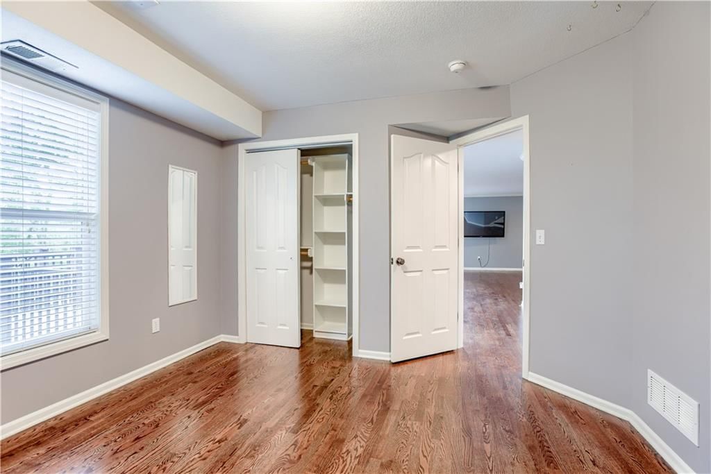 6764 Longview Road — photo 36